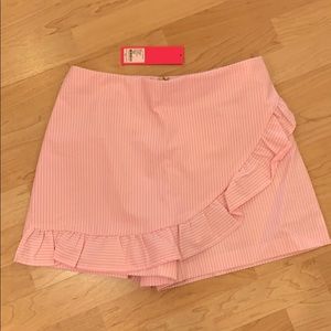 NWT Faye Skort Capri Coral Seersucker 6